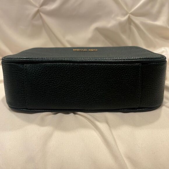 Michael Michael Kors Racing Green Leather Crossbody Medium Camera Bag NWT - Picture 6 of 11